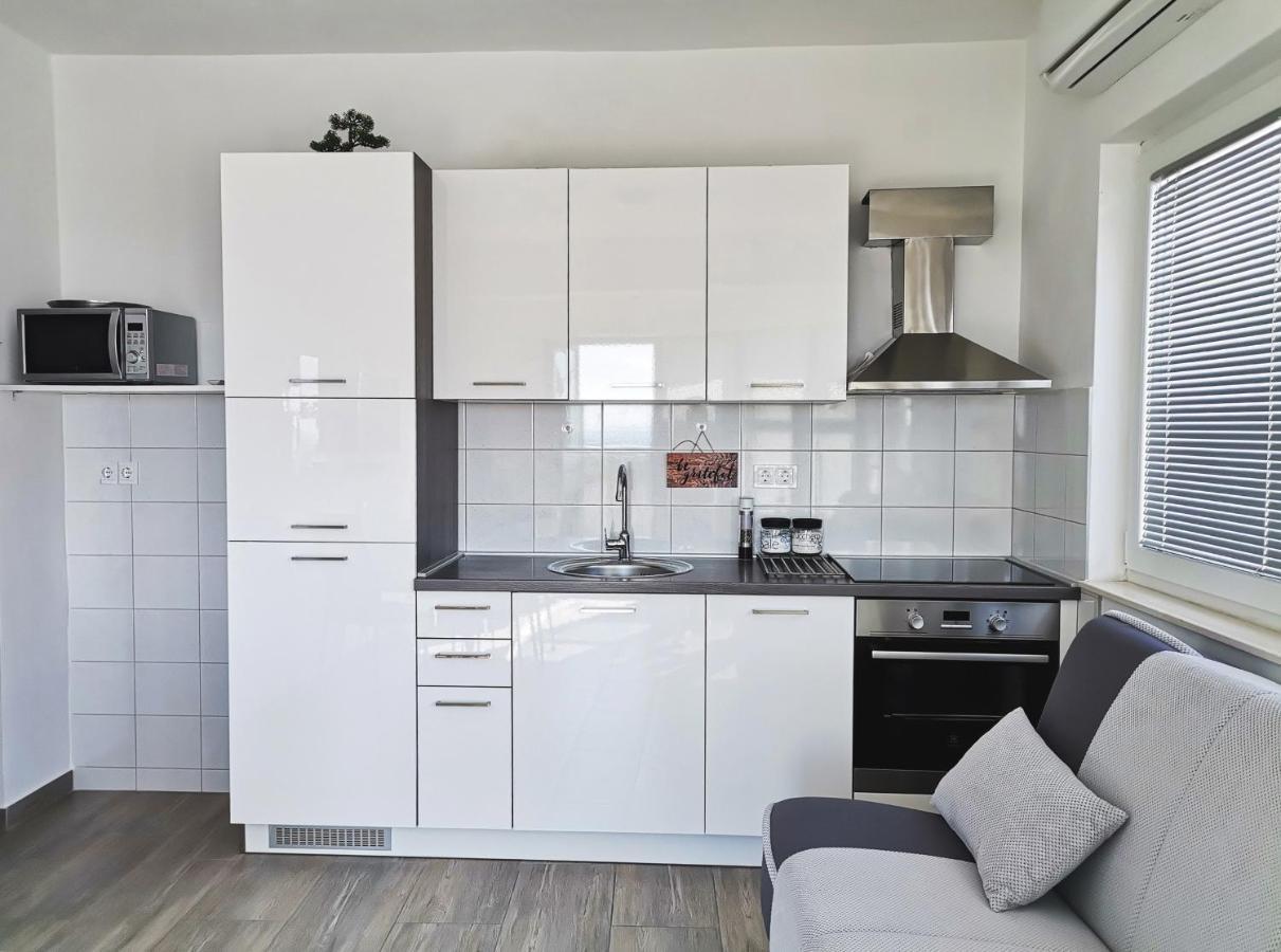 Apartmani Radic Primošten Exterior foto