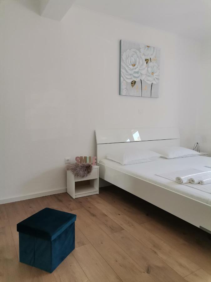 Apartmani Radic Primošten Exterior foto
